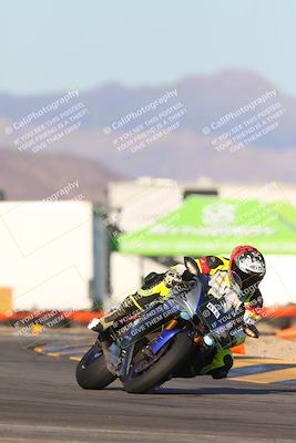 media/Dec-05-2024-Racers Edge (Thu) [[e102e0690b]]/3-B Group/Session 5 (Turn 16)/